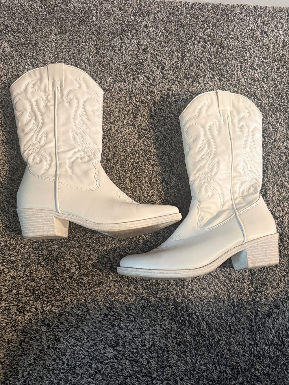 Madden NYC Women’s White Cowboy Boots Size 10 Western Embroidered Mid Calf - Picture 4 of 10